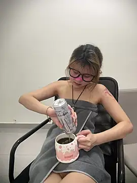 rocket-girl stripchat