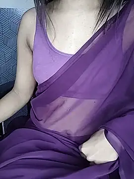 Leeezz_ahh live cam on StripChat
