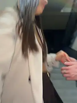icrazyoneirl - Pärchen auf stripchat, spricht Deutsch