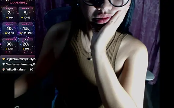 xxseducemaexx live cam on StripChat