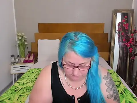 Sugarmommy_69X live cam on StripChat