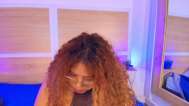 Your_big_ebony_goddness webcam