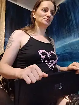CrazyMaya39 webcam