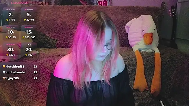 LeahBay webcam