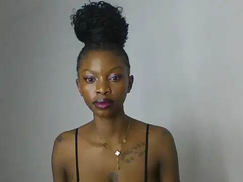 Naughtysavage webcam