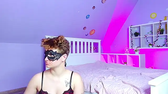 Skylar_Mour webcam