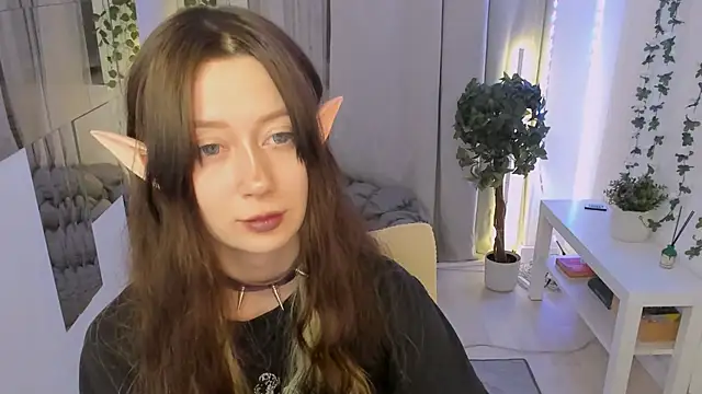 MiyuuNami webcam