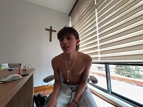 ItsJuanLuxxOficial's live cam