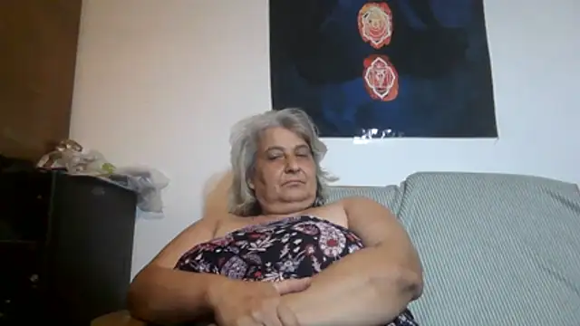 ExquisiteMature webcam