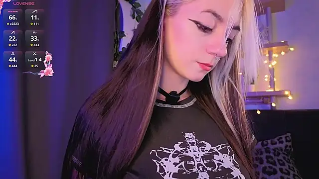 TristaRoht webcam