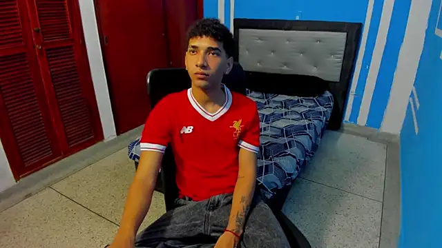 efrain_boy webcam