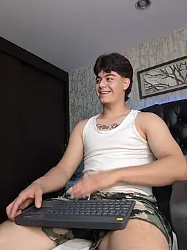 maxcruz_ (M twink) - Shirt Off