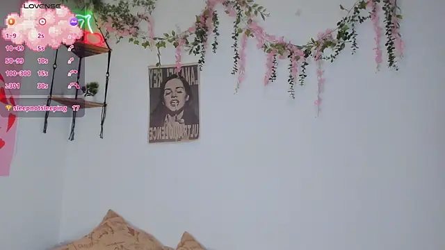 MarieTaylor_ webcam