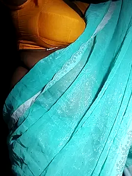Nude-Priya2 live cam on StripChat