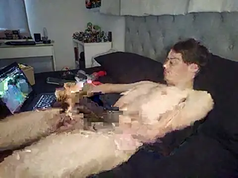 smelly-ewan-stinks (M twink) - Week goal (read stream topic)