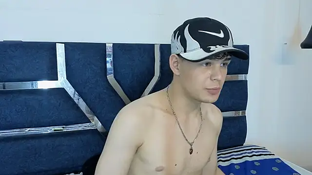LoganSteel_ webcam