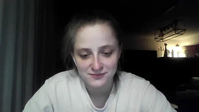 LeaWetGirl webcam