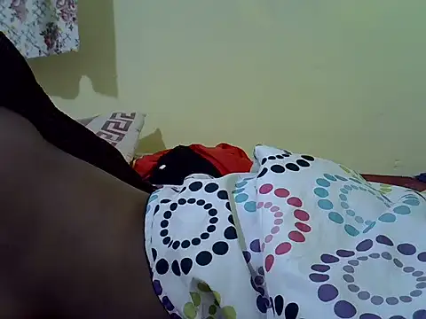 lilmomaa webcam