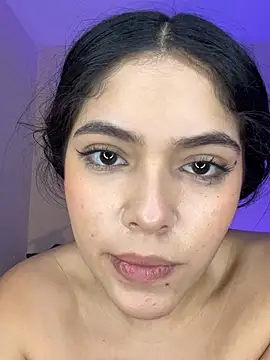 haily_babe live cam on StripChat