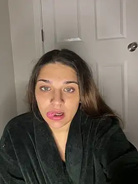 treasurebabii webcam