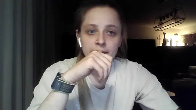 LeaWetGirl webcam