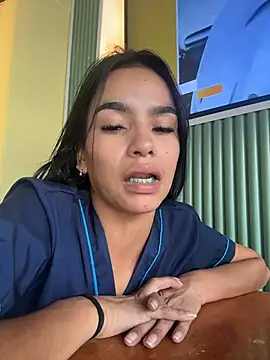 Melissa_Rendon live cam on StripChat