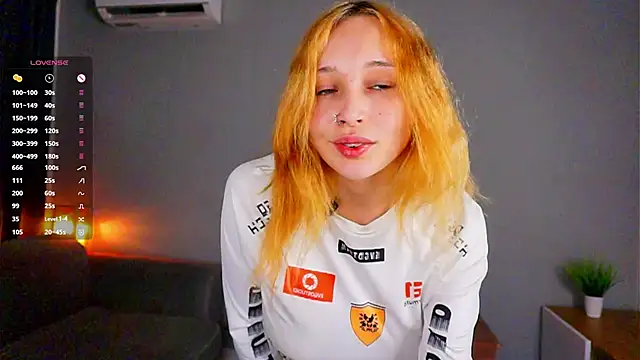 HannaHayles live cam on StripChat