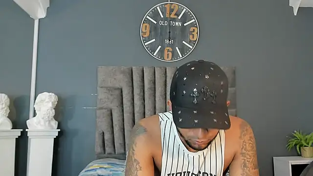 Robin_Rief live cam on StripChat
