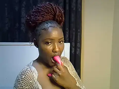 Ebonybarbieeee webcam