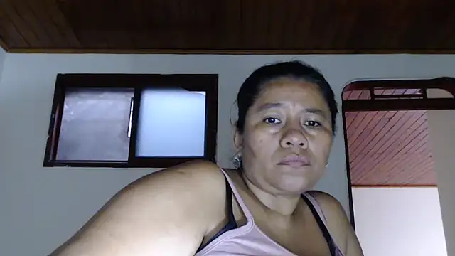 adrixxx38 webcam