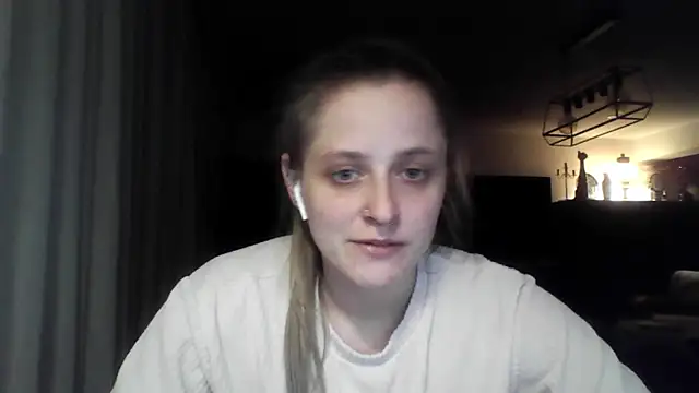 LeaWetGirl webcam