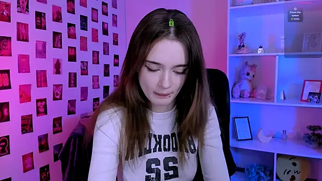 liana_kisses webcam