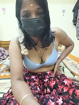 Tamil_Ishu live cam on StripChat