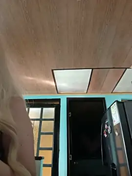 madelaine- webcam