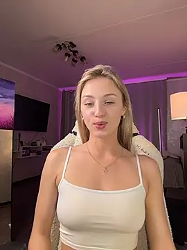 Mally_Say webcam