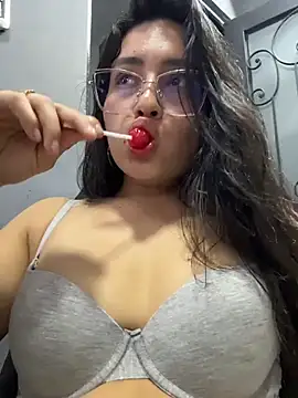 VioletRousee webcam