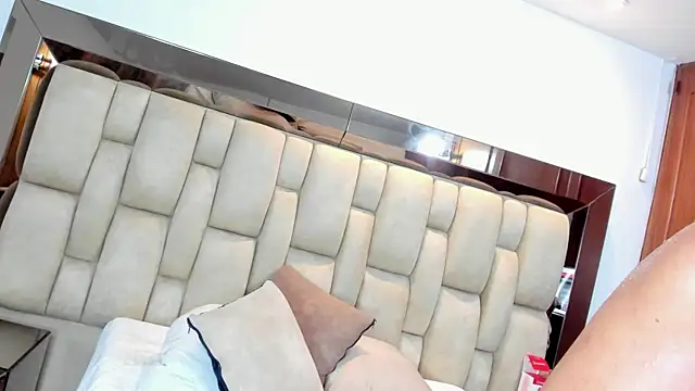 AshlyBella webcam