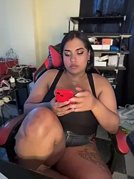 Nahomy-fire webcam