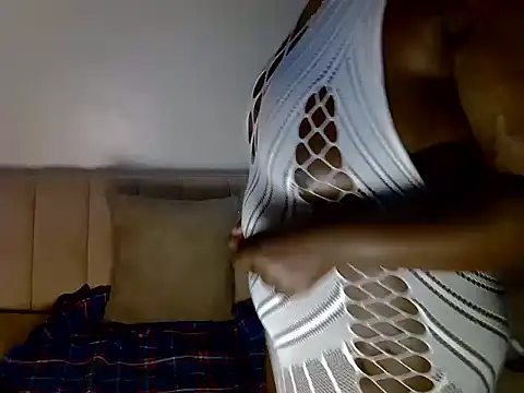 Sexxyy_v webcam