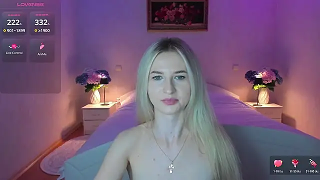 Julie_Blaze webcam
