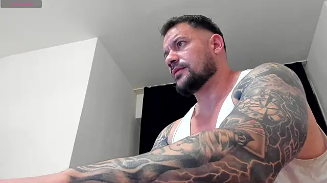 musclemonster31 webcam