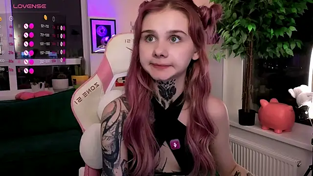 Britney_Lynch webcam
