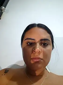 Lili-SexyLatin10 webcam
