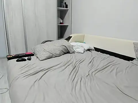 CrazyCouple27 webcam