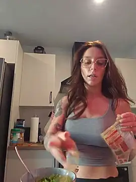 LilyOrion webcam