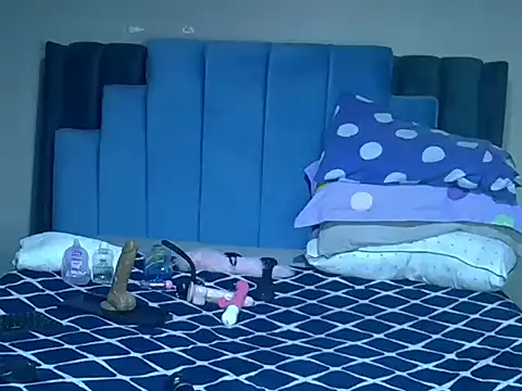 melanin_moon webcam