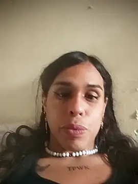 pretty_ariiel - Pretty_ariiel's free webcam - UK Sex Cams
