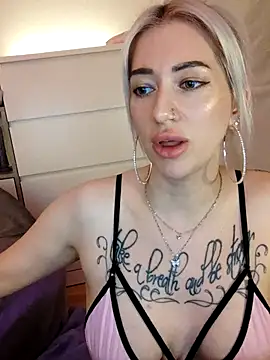 Gina-Lumara webcam