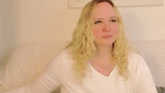 sarah4you - Sarah4you's free webcam - UK Sex Cams