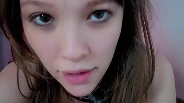 DemiDee live webcam show